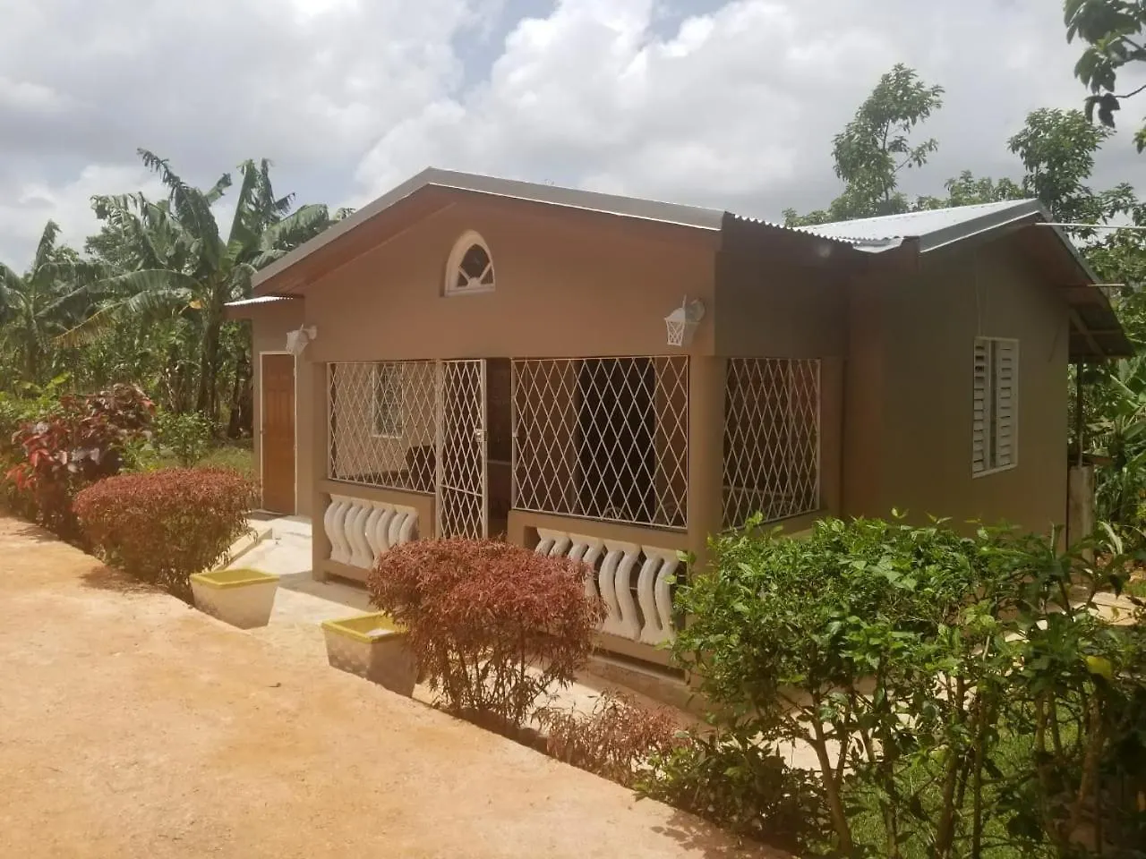 Cliffe Ranch Villa Mandeville Jamaica